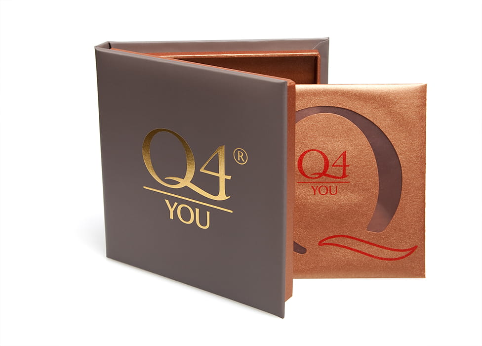 Packshot for Q4You company